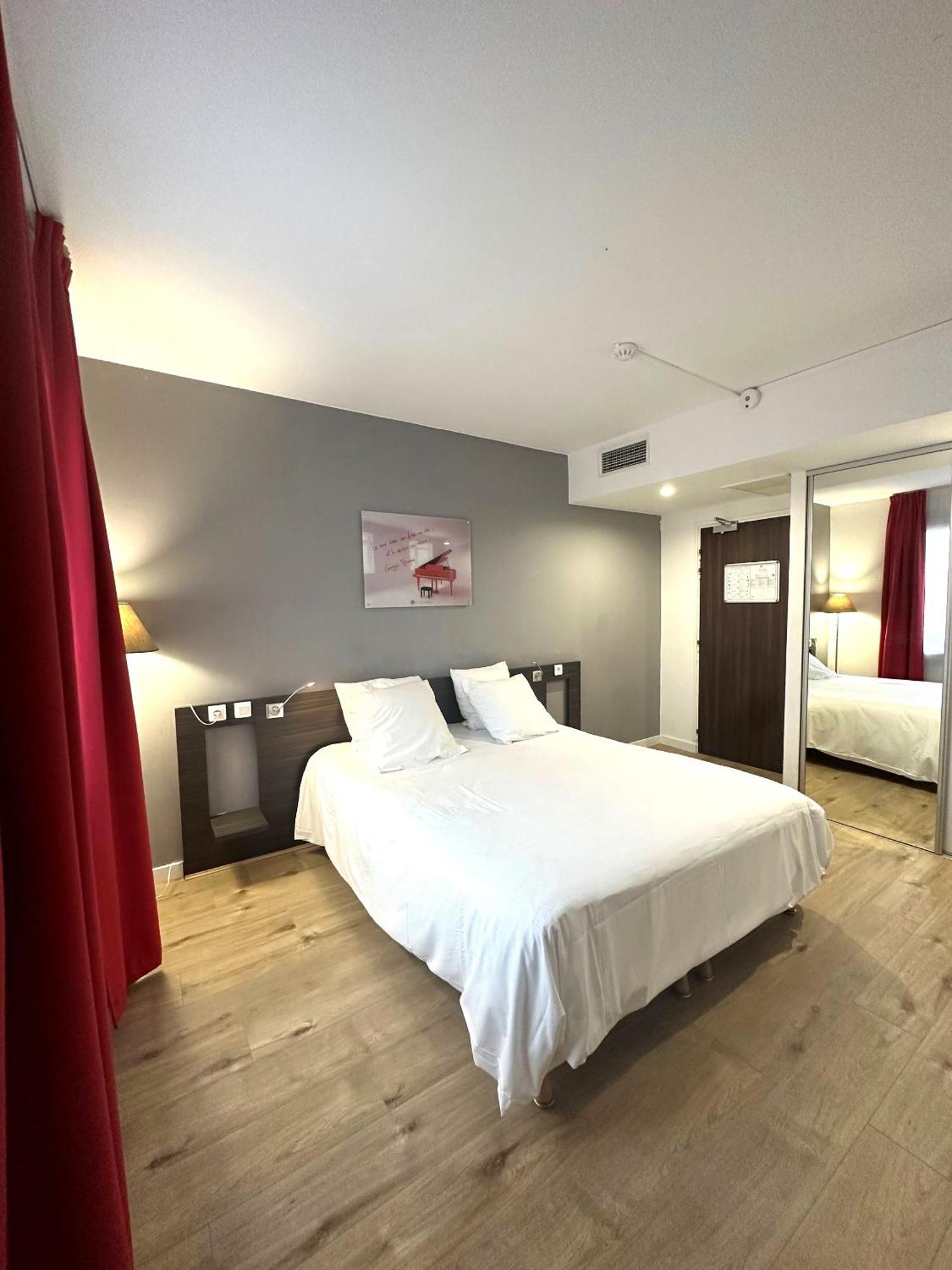 Hotel Le Cousture Тулуза Экстерьер фото